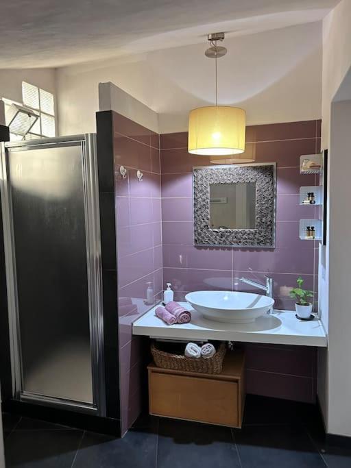 Elegante Appartamento Privato In Palazzo Storico Del XVIII - Pieno Centro Никосия Экстерьер фото